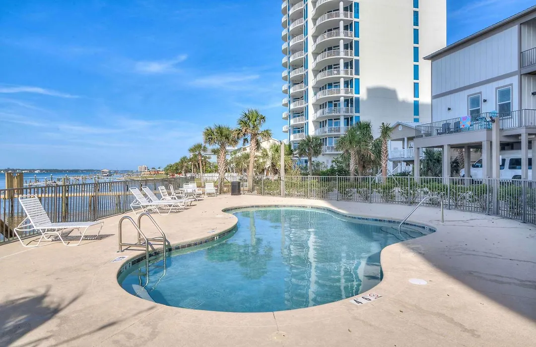 Little Lagoon Cottage For 8 - Free Activities